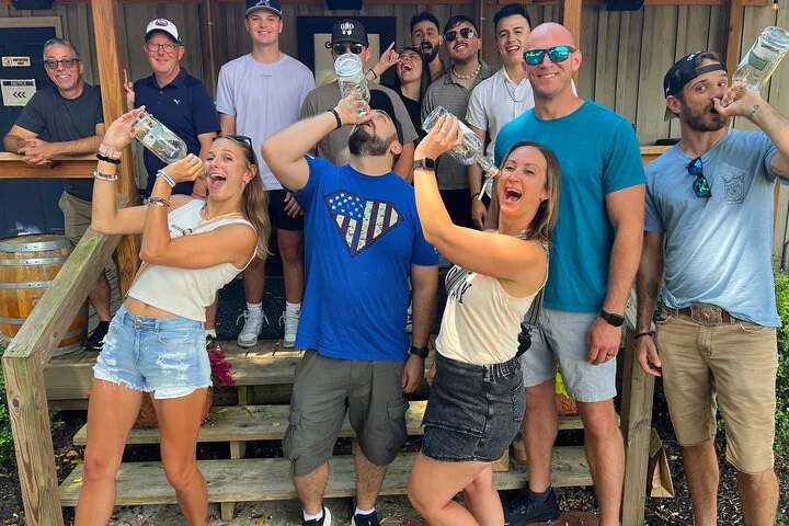 Tennessee whiskey trail bus tour Nashville