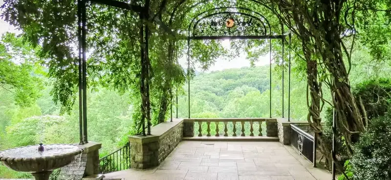 Cheekwood Estate and Gardens in Nashville during fall