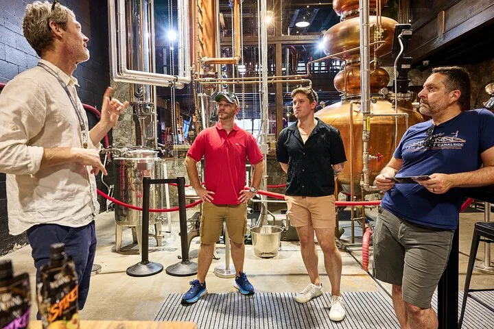 Historically tipsy pub crawl in Nashville