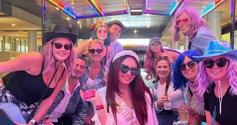 Honky tonk bachelorette 3 in Nashville