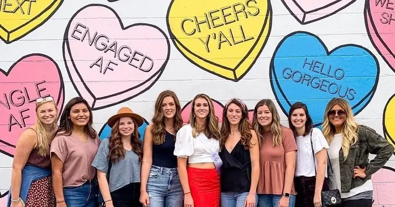 Murals and mimosas girls group in Nashville