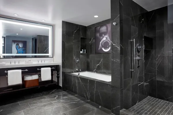 JW Marriott Nashville hotel room