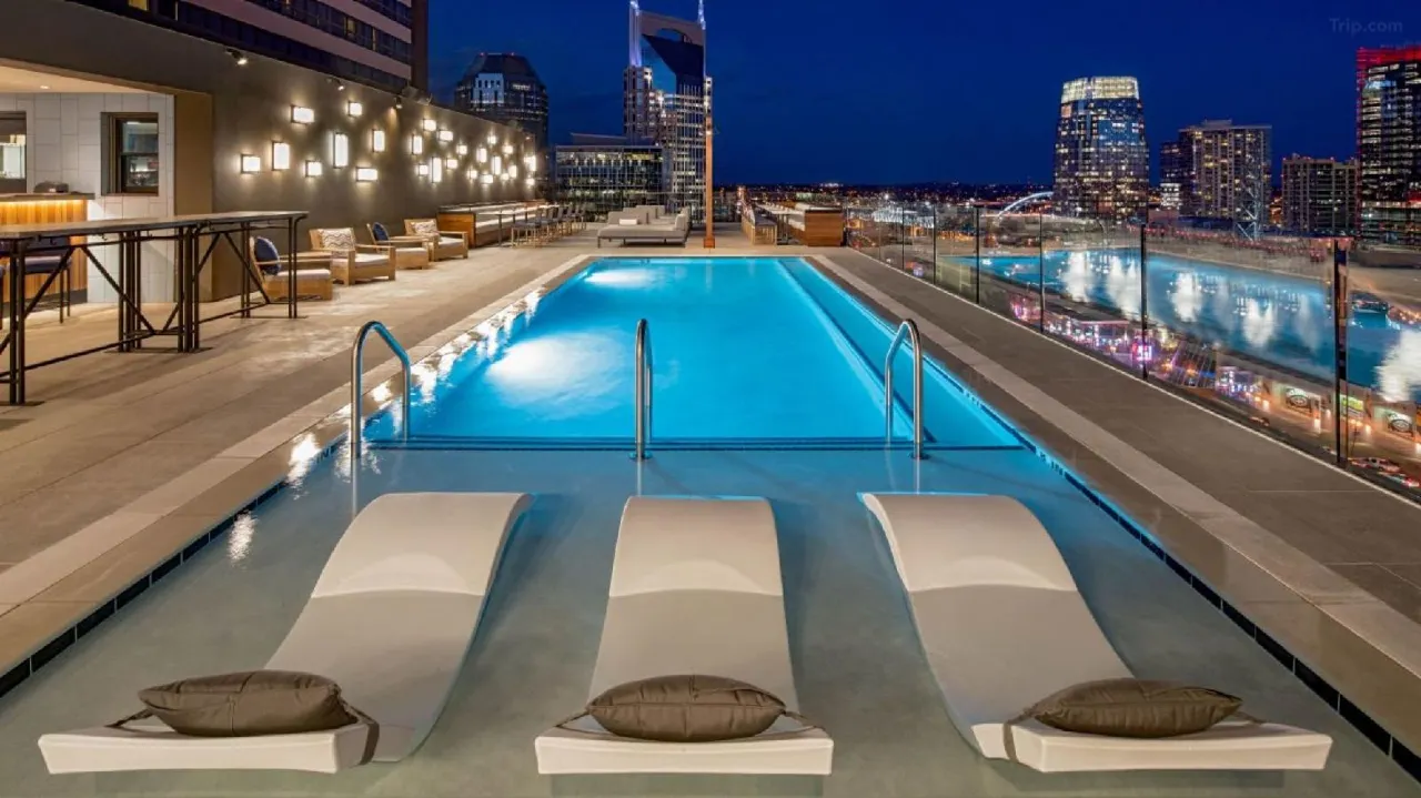 Holston House Nashville rooftop pool