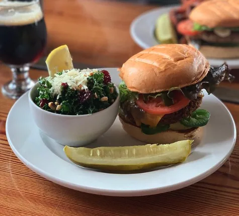 Burger Up 12 South Nashville locally-sourced burgers